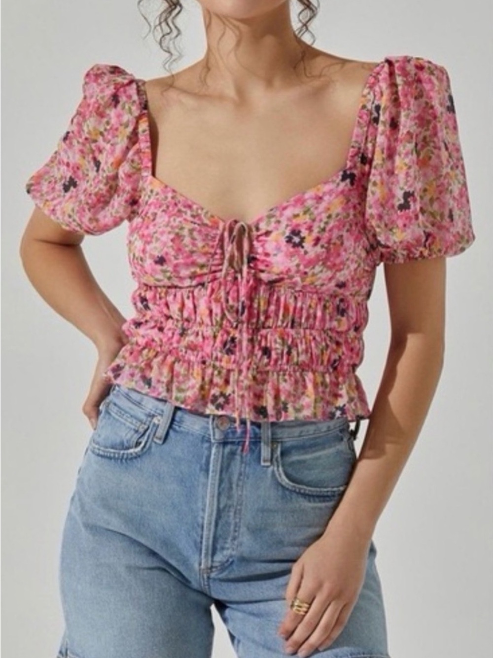 Astr Pink Floral Smocked Puff Sleeve Crop Top